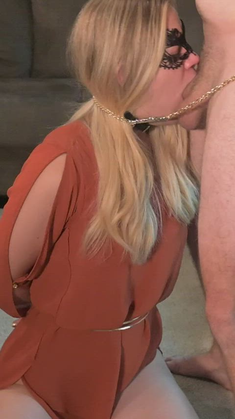 Love when he fucks my throat like he owns my body 🥵 : video clip