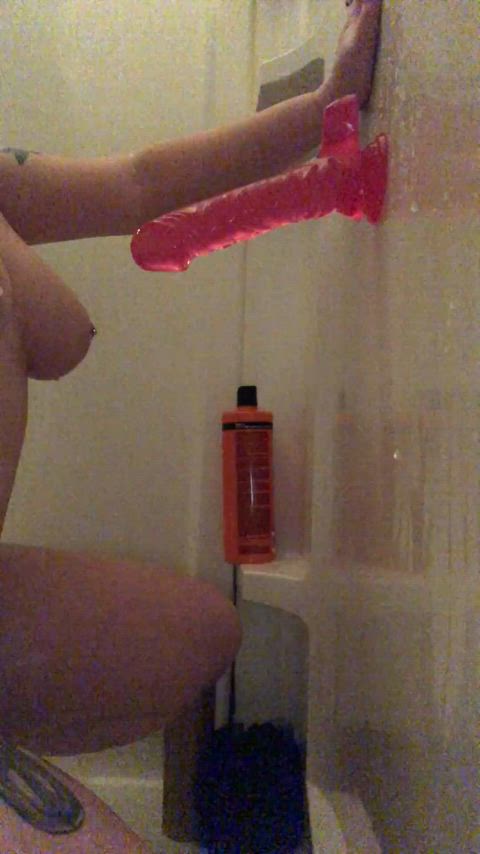 This is how I practice giving a blowjob : video clip