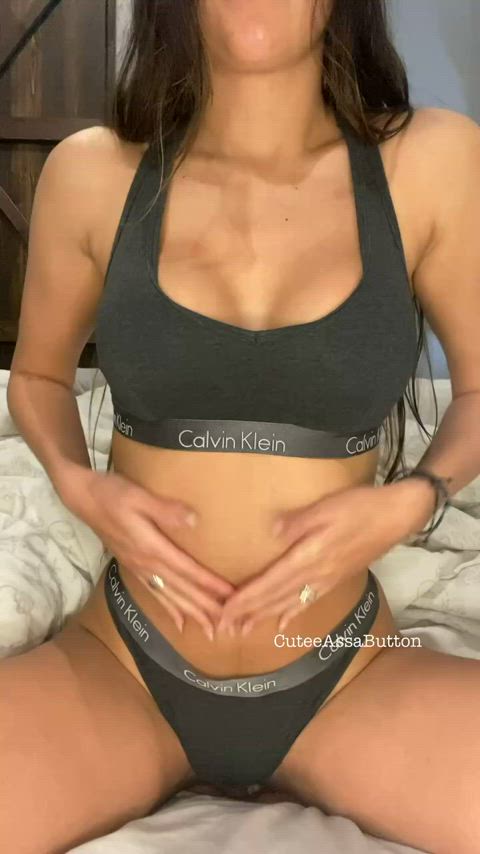 How about breakfast in bed.. I’m breakfast : video clip