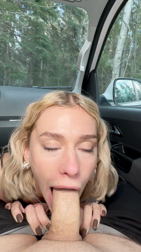 Driving with me never gets boring : video clip