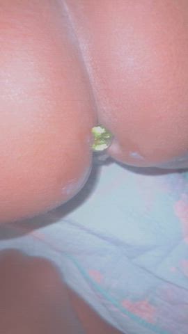 Butt plug and cum. Yummy fuck : video clip