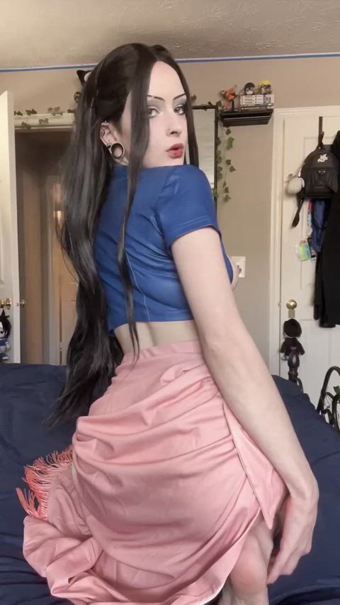 never underestimate the power of ass : video clip