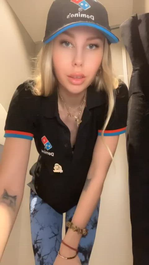 I either need my ass ate or stuffed after delivery : video clip