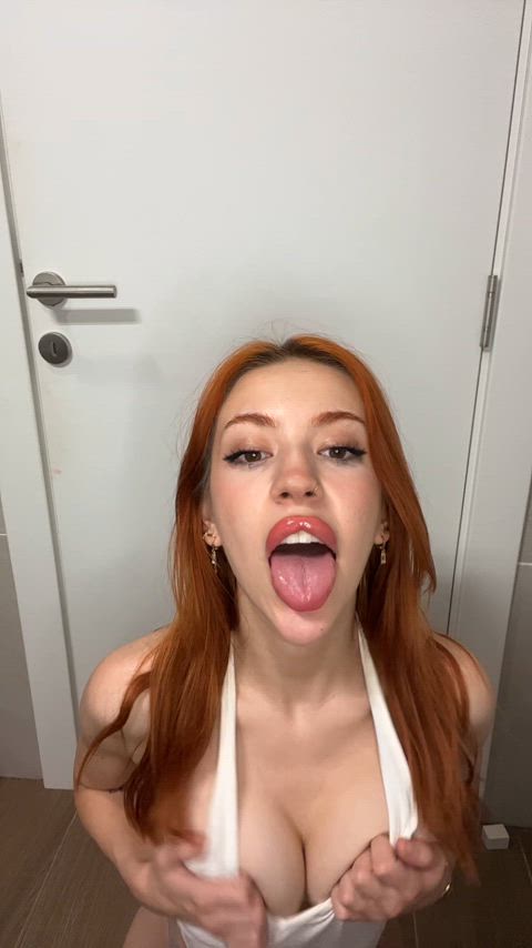 Giving you some goon fuel because I feel horny : video clip