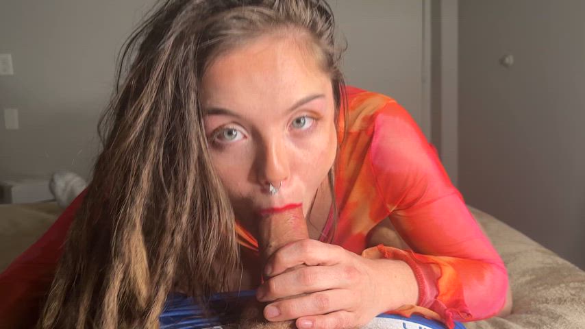 Do you mind if I get lipstick on your cock while giving you a blowjob? : video clip