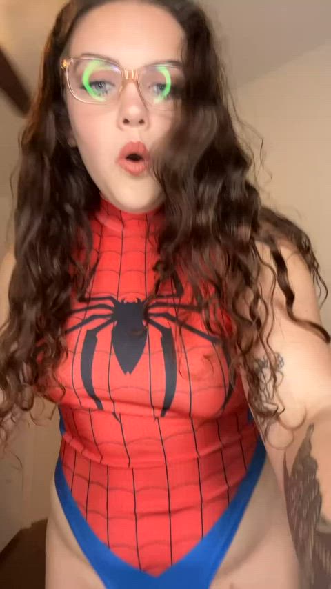 Whoever likes gets a full version. : video clip