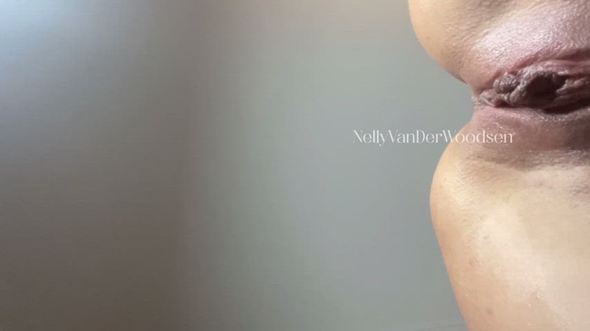 Walking in straight into my ass : video clip