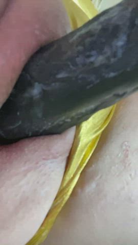 Feeding time! : video clip