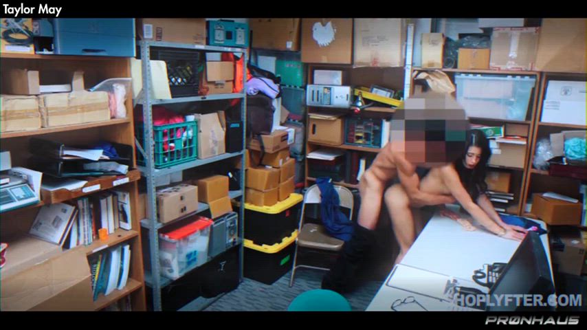 Shoplyfter Doggy - A Supercut : video clip