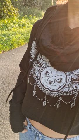 I hope no one saw me a while flashing in the public : video clip