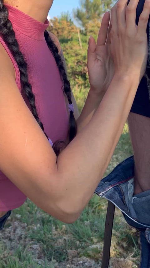 Hikings are made for sex : video clip