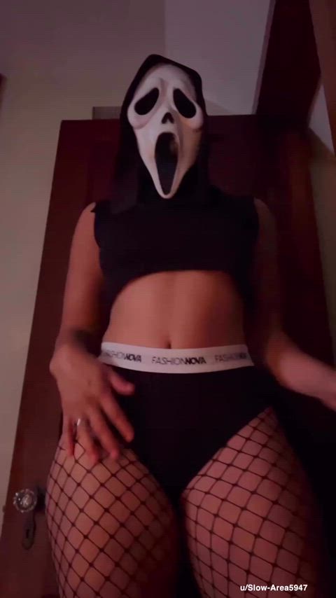 Breed me while my parents are in bed ? 😈 : video clip