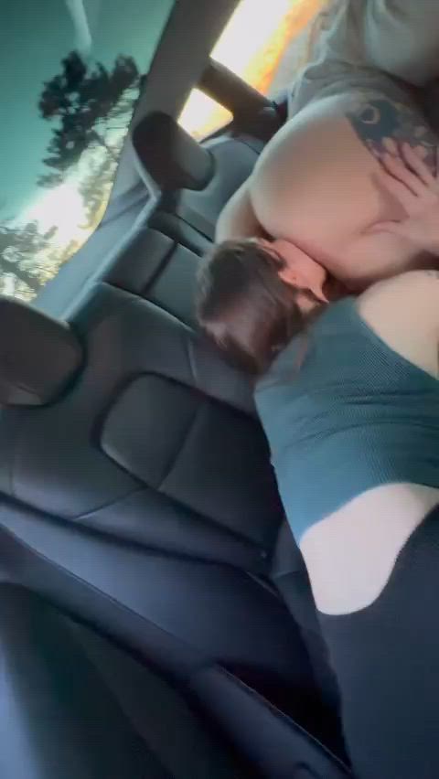 When we get horny well fuck any where… even the Uber : video clip