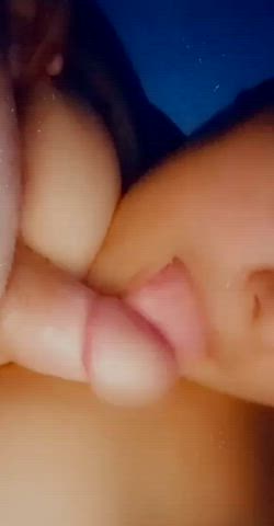 He loves it when I lick it 😋 : video clip