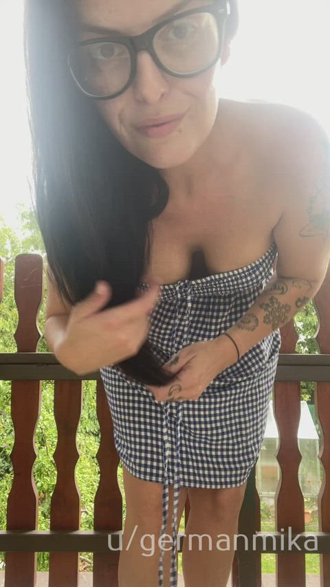 I was informed that they are too big : video clip