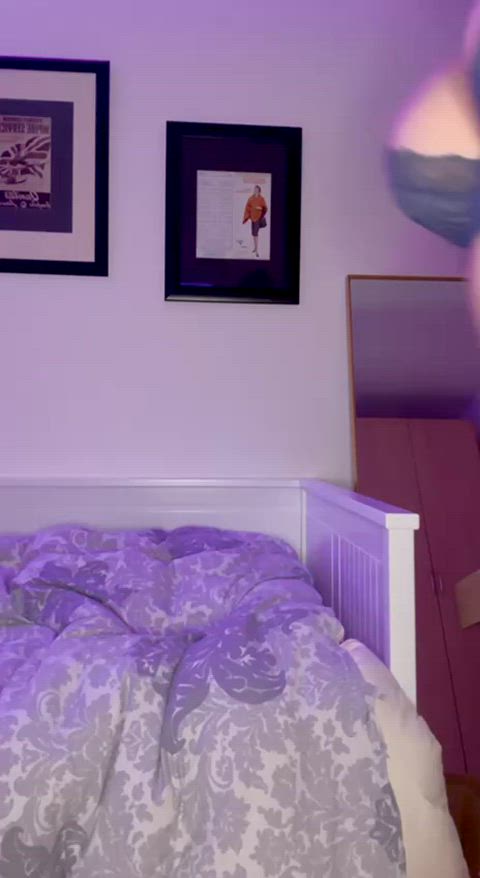 Just a busty college blonde trying to catch your attention :) : video clip