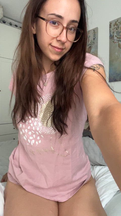 It's all yours for tonight, goon to me, i like it : video clip