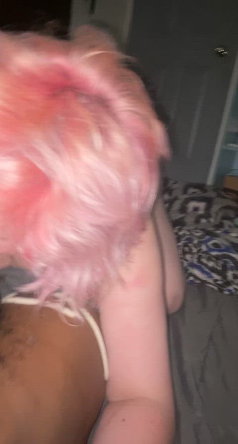 Daphne Blowing Bubbles on the Dick 🫧🥵 : video clip