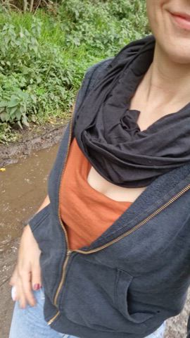 mom enjoys being naked in the public : video clip