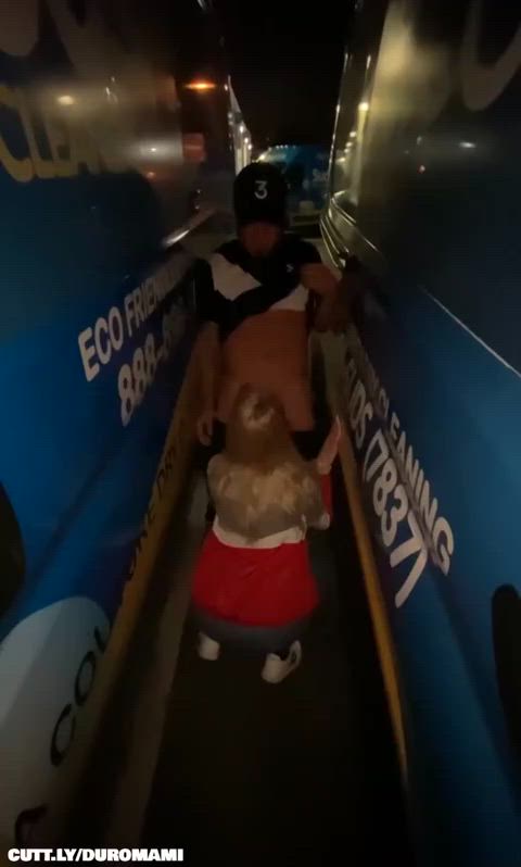 Caught Between Two Trucks : video clip