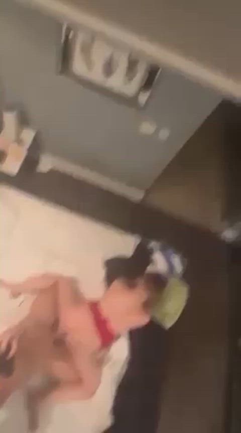 Have to take advantage of the ceiling mirror. : video clip
