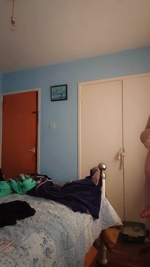 I'm cold.. warm me up?? 💋 : video clip