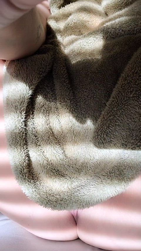 Breakfast in bed anyone? 😏 : video clip