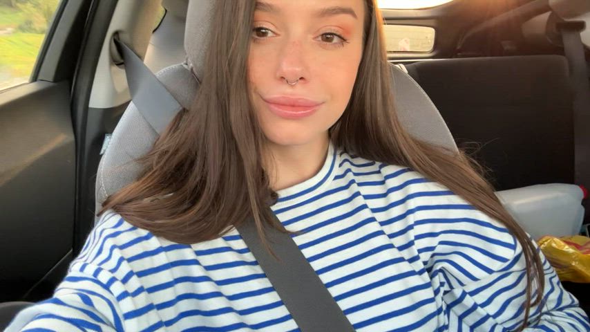 Let me be your little guilty pleasure : video clip