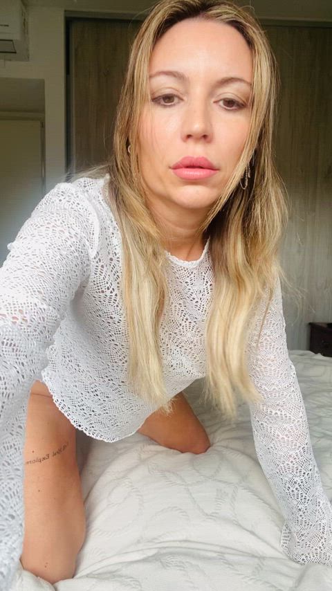 this is how a gooner should be treated in 2023 : video clip