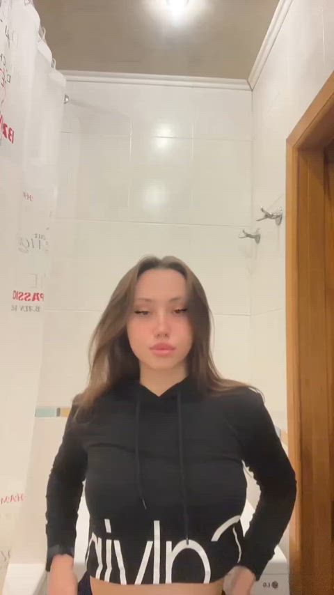 Any takers for east europian girls with small boobs.. (18f) : video clip