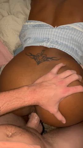 Getting a taste of her own cream : video clip