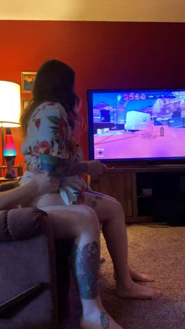 He wants me, but the team needs me! : video clip