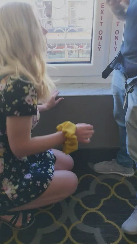 Doesn't matter where we are, I will always get on my knees for your cock : video clip