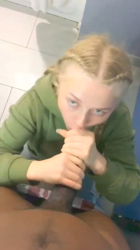 Cute little cocksucker : video clip