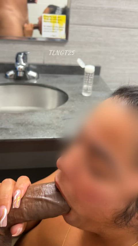 Mirror mirror : video clip