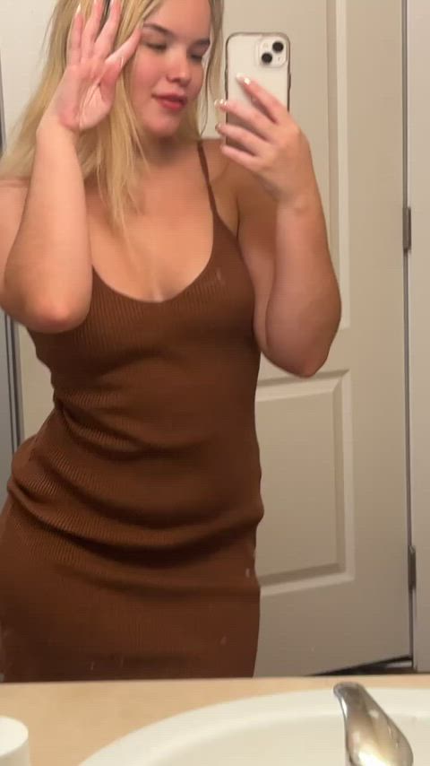 I'm just a small package of adorableness : video clip