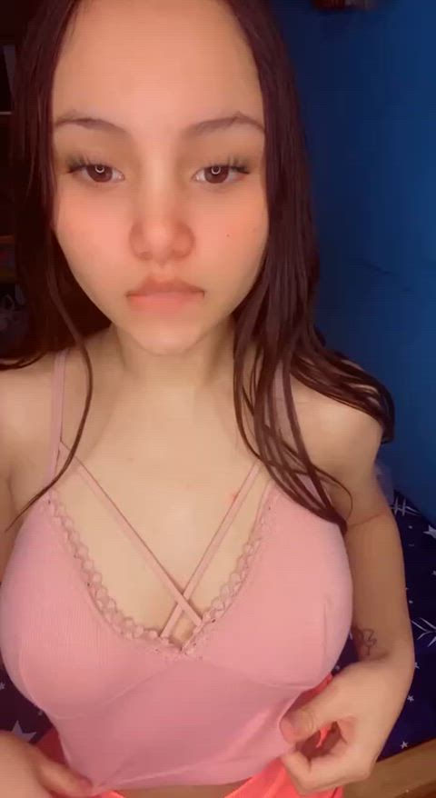 Being by yourself is difficult; I wish you were here. : video clip