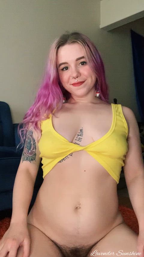 I bet you’ve never had a girlfriend that smells as good as me! : video clip