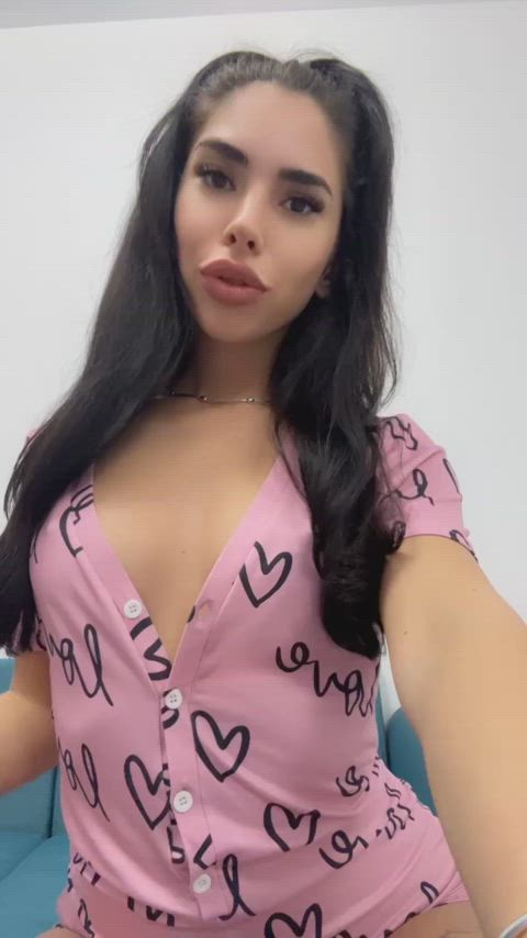 Don't laugh at my small boobs : video clip