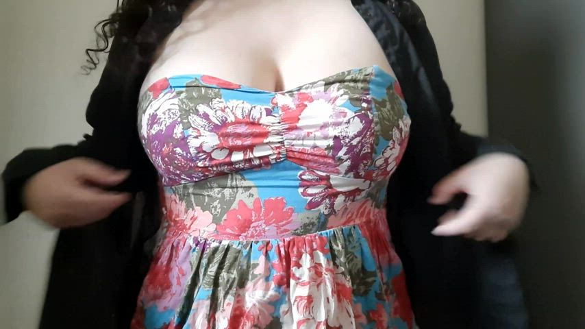 Use one word to describe my tits if you think they're goon worthy : video clip