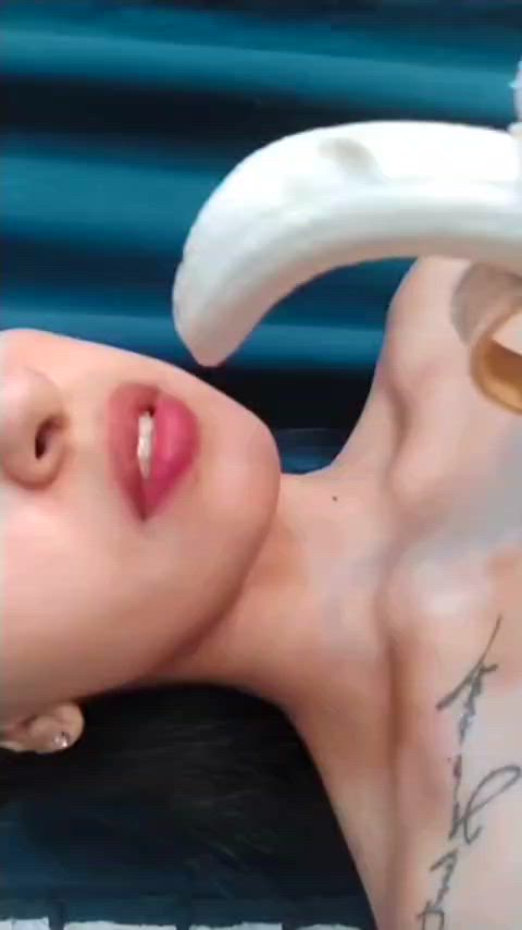 this is how i sucked off my teacher : video clip