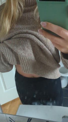 It's finally Friday : video clip