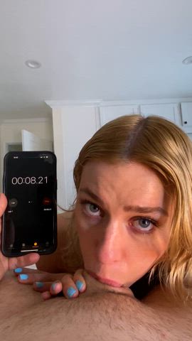 I’m on the clock : video clip