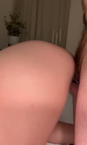 She backs up so well on my cock : video clip