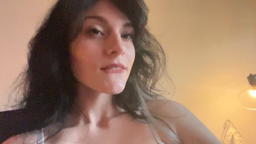 Lights on or off with me : video clip