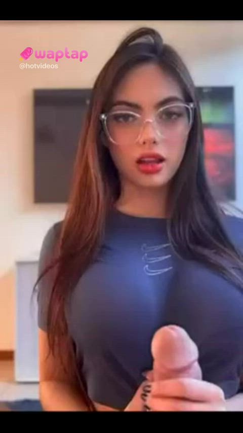 Enjoying his big dick : video clip