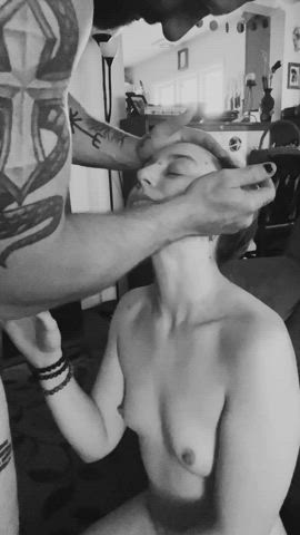 First use my mouth, and next my hairy pussy : video clip