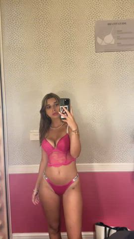 If you’d fuck me in the changing room, I have to know… : video clip