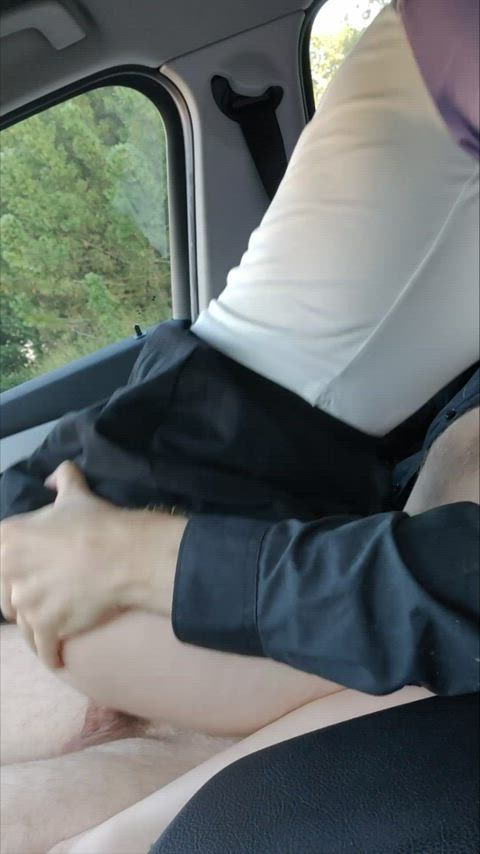 tiny girls can fuck anywhere! : video clip