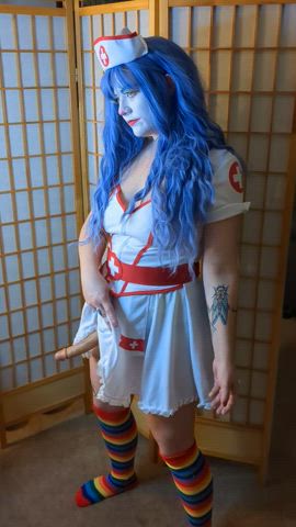 The clown is packing. Which of you nasty gooners is getting pegged first? : video clip